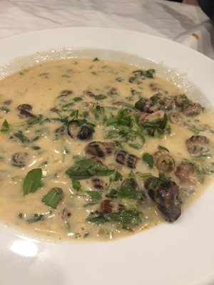 Sáu Can Tho Vietnamese Kitchen by null