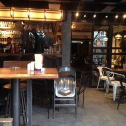Kozmonot Pub - Giriş kısmı