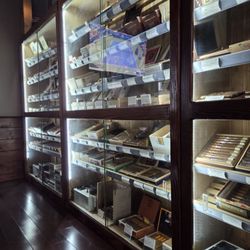 Stamford Cigar Lounge
