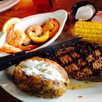 Dockside Restaurant - Surf and turf - Seafood Near Me - Beaufort, South Carolina Dockside Restaurant - Surf and turf - Seafood Near Me - Beaufort, South Carolina
