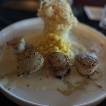 WhiskyWoods Steakhouse - Scallops, corn and mash - Steakhouses Near Me - Glen Rose, Texas WhiskyWoods Steakhouse - Scallops, corn and mash - Steakhouses Near Me - Glen Rose, Texas