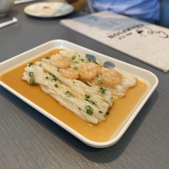 Mr. Champion - Shrimp Cheung Fun. Comes with 4 shrimp pieces on top of the rice roll - Cantonese Near Me - Arcadia, California Mr. Champion - Shrimp Cheung Fun. Comes with 4 shrimp pieces on top of the rice roll - Cantonese Near Me - Arcadia, California