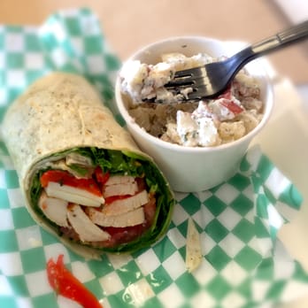 Black Sheep Cafe - Italian Chicken
Fresh mozz, fresh basil, fire roasted red peppers, spinach, tomato, homemade Italian dressing. Garlic herb 'tila - Caterers Near Me - Salem, Oregon Black Sheep Cafe - Italian Chicken
Fresh mozz, fresh basil, fire roasted red peppers, spinach, tomato, homemade Italian dressing. Garlic herb 'tila - Caterers Near Me - Salem, Oregon
