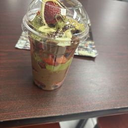 Dubai chocolate strawberries Dubai chocolate strawberries