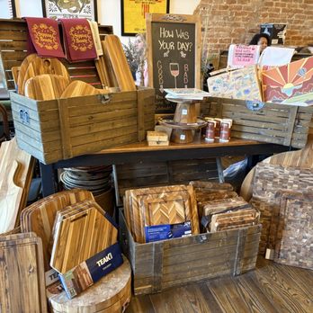 Noisy Water Winery - Choices - Wine Tasting Room Near Me - Albuquerque, New Mexico