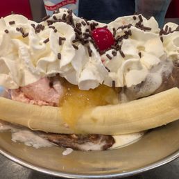 Retro Royal Banana Split