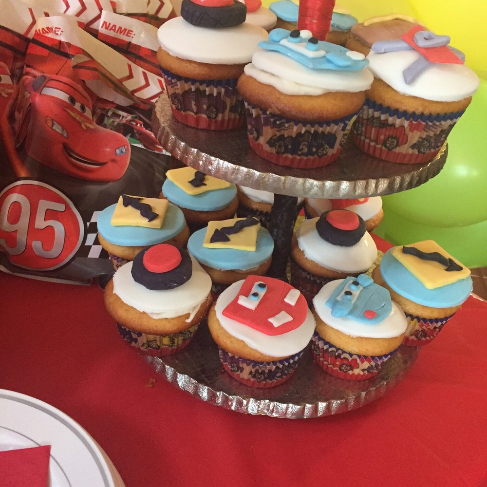 Nat & Lilly's Custom Cakes - Custom Cakes Near Me Nat & Lilly's Custom Cakes - Custom Cakes Near Me