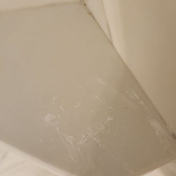 Grand Sierra Resort - Dirty shower that was obviously not cleaned - Hotels Near Me - Reno, Nevada Grand Sierra Resort - Dirty shower that was obviously not cleaned - Hotels Near Me - Reno, Nevada