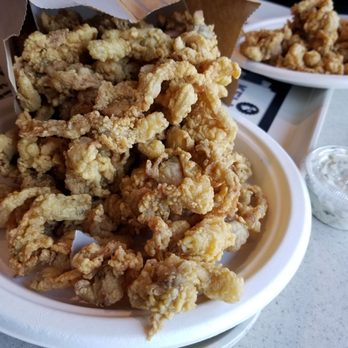 Kelly's Roast Beef - $100 worth of clams, $20 taste - Sandwiches Near Me - Saugus, Massachusetts Kelly's Roast Beef - $100 worth of clams, $20 taste - Sandwiches Near Me - Saugus, Massachusetts