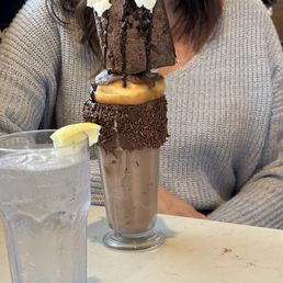 Chocolate shake Chocolate shake