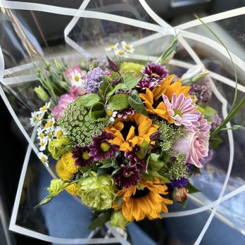 Orchid Boutique Florist - Bouquet arrangement - Flowers & Gifts Near Me - San Gabriel, California Orchid Boutique Florist - Bouquet arrangement - Flowers & Gifts Near Me - San Gabriel, California