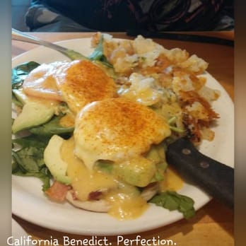 Crackers & Co Cafe - American Near Me - Mesa, Arizona