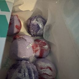 5 bath bombs!