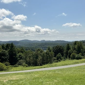 Moses H Cone Memorial Park - Parks Near Me - Blowing Rock, North Carolina Moses H Cone Memorial Park - Parks Near Me - Blowing Rock, North Carolina