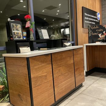 Starbucks - Coffee & Tea Near Me - Port Hueneme, California