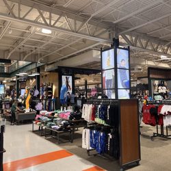 DICK'S Sporting Goods