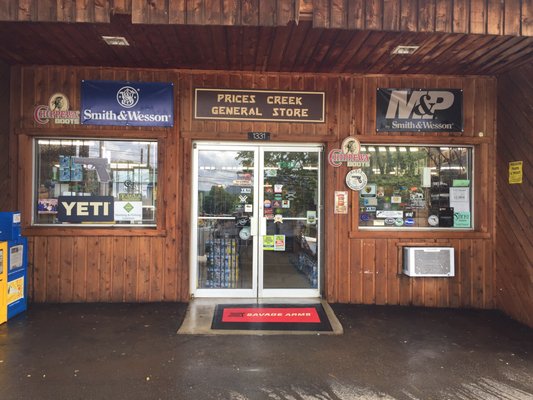 Prices Creek General Store Burnsville North Carolina