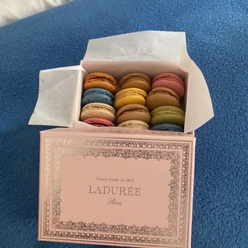 Ladurée - Box of 12 for €34. - Tea Rooms Near Me - Paris, 75