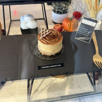 Paderia Bakehouse - Desserts Near Me - Fountain Valley, California
