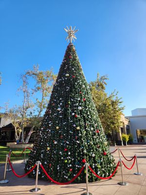 River Park Shopping Center by null