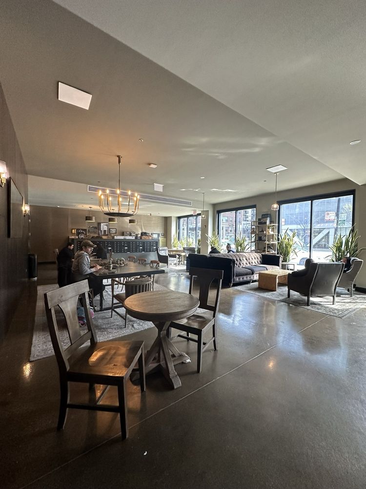 Atmos Coffee Shop (River North)