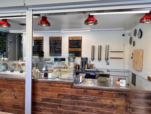 San Francisco’s Hometown Creamery by null