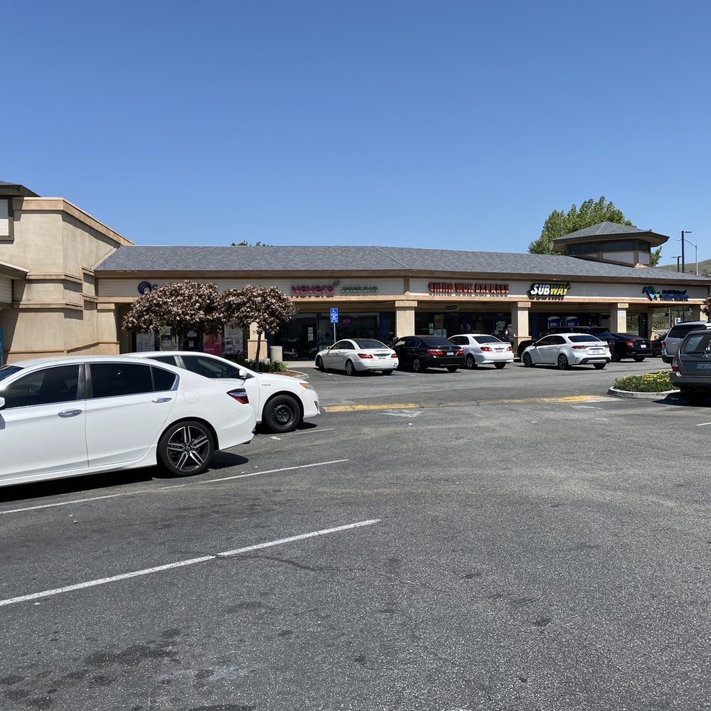 Nevera Juice Bar - (4/6/22) - Juice Bars & Smoothies Near Me - Whittier, California