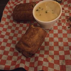 Birria flautas