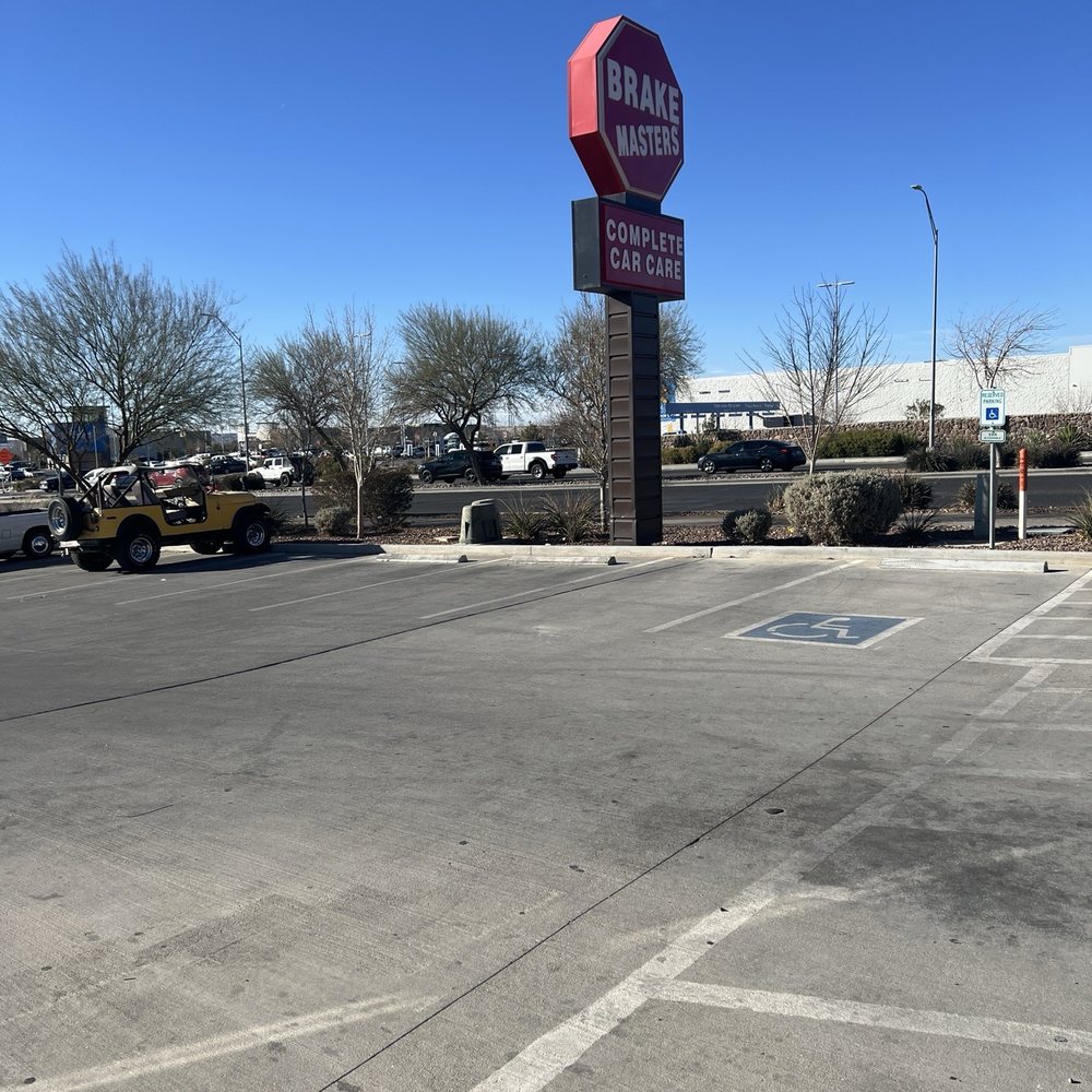 Brake Masters - Sign - Oil Change Stations Near Me - El Paso, Texas