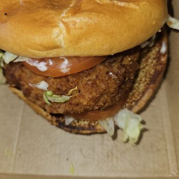 McDonald's - Deluxe chicken - Fast Food Near Me - Haverstraw, New York