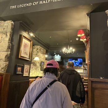 Maggie Dicksons - Pubs Near Me - Edinburgh, EDH Maggie Dicksons - Pubs Near Me - Edinburgh, EDH