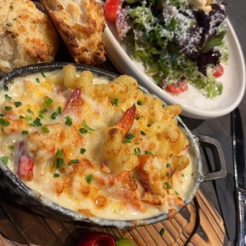 Bar Bistro - Lobster Mac and cheese - Cocktail Bars Near Me - Tacoma, Washington