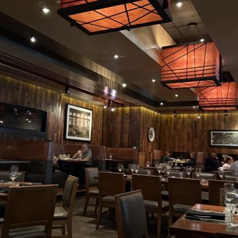 J. Gilbert's Wood-Fired Steaks & Seafood - Inside - Seafood Near Me - Des Peres, Missouri