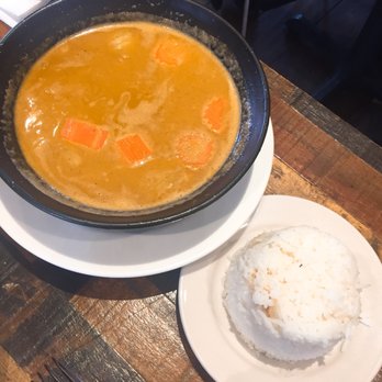 District Thai - Thai Near Me - York, Pennsylvania
