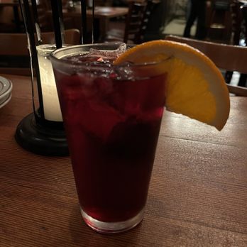 Old Chicago Pizza - Beso Del Sol Sangria $8 - Pizza Near Me - Petaluma, California