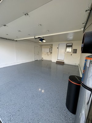 Evergreen hills - The customers had just purchased this property and had a a small budget to work with . I went ahead and provided them with a fair estimate to give the property some upgrades it needed. The customers were happy with the price and the work that was performed.