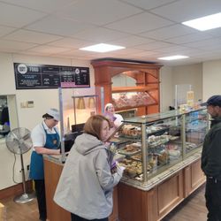 Harry Gow Bakery - Dornoch - Ordering counter