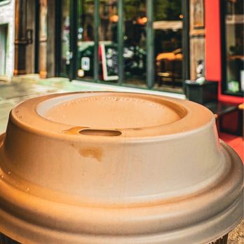 Book Club Bar - Americano coffee to go with - Bookstores Near Me - New York, New York