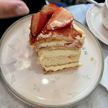 EL&N - Cafes Near Me - London, XGL