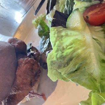 Market Tavern - Nashville Hot Chicken Sandwich - New American Near Me - Stockton, California