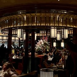Karma Asian Fusion - Dining room