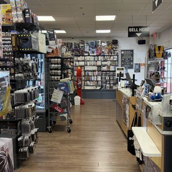 BookOff - Used Bookstore Near Me - Honolulu, Hawaii BookOff - Used Bookstore Near Me - Honolulu, Hawaii