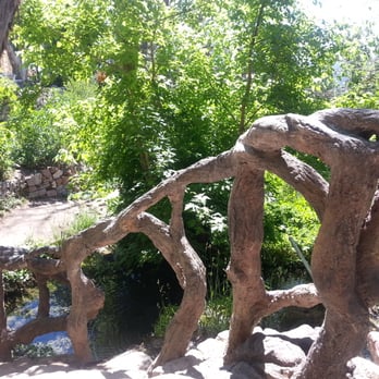 Carlito Springs - Hiking Near Me - Cedar Crest, New Mexico