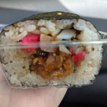 Earl's Waimea - Orange chicken roll - Salad Near Me - Waimea, Hawaii