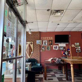 Reality Tuesday Cafe - a view of a coffee shop - Coffee & Tea Near Me - Park Hills, Kentucky