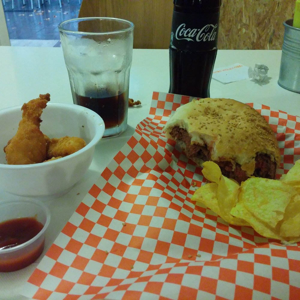 Sunset - Most authentic American meal I've had in over 5 weeks - Burgers Near Me - Gavà, B Sunset - Most authentic American meal I've had in over 5 weeks - Burgers Near Me - Gavà, B