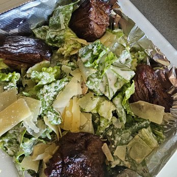 Plane View - Ceasar Salad with Steak tips! - American Near Me - Vineyard Haven, Massachusetts