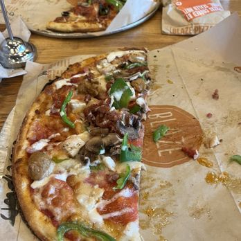Blaze Pizza - Build Your Own Pizza (11-inch) - Pizza Near Me - Orlando, Florida Blaze Pizza - Build Your Own Pizza (11-inch) - Pizza Near Me - Orlando, Florida