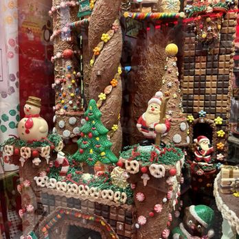 Sarris Candies - Candy Stores Near Me - Canonsburg, Pennsylvania Sarris Candies - Candy Stores Near Me - Canonsburg, Pennsylvania