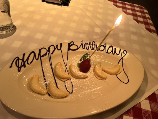 Maggiano's Little Italy by null